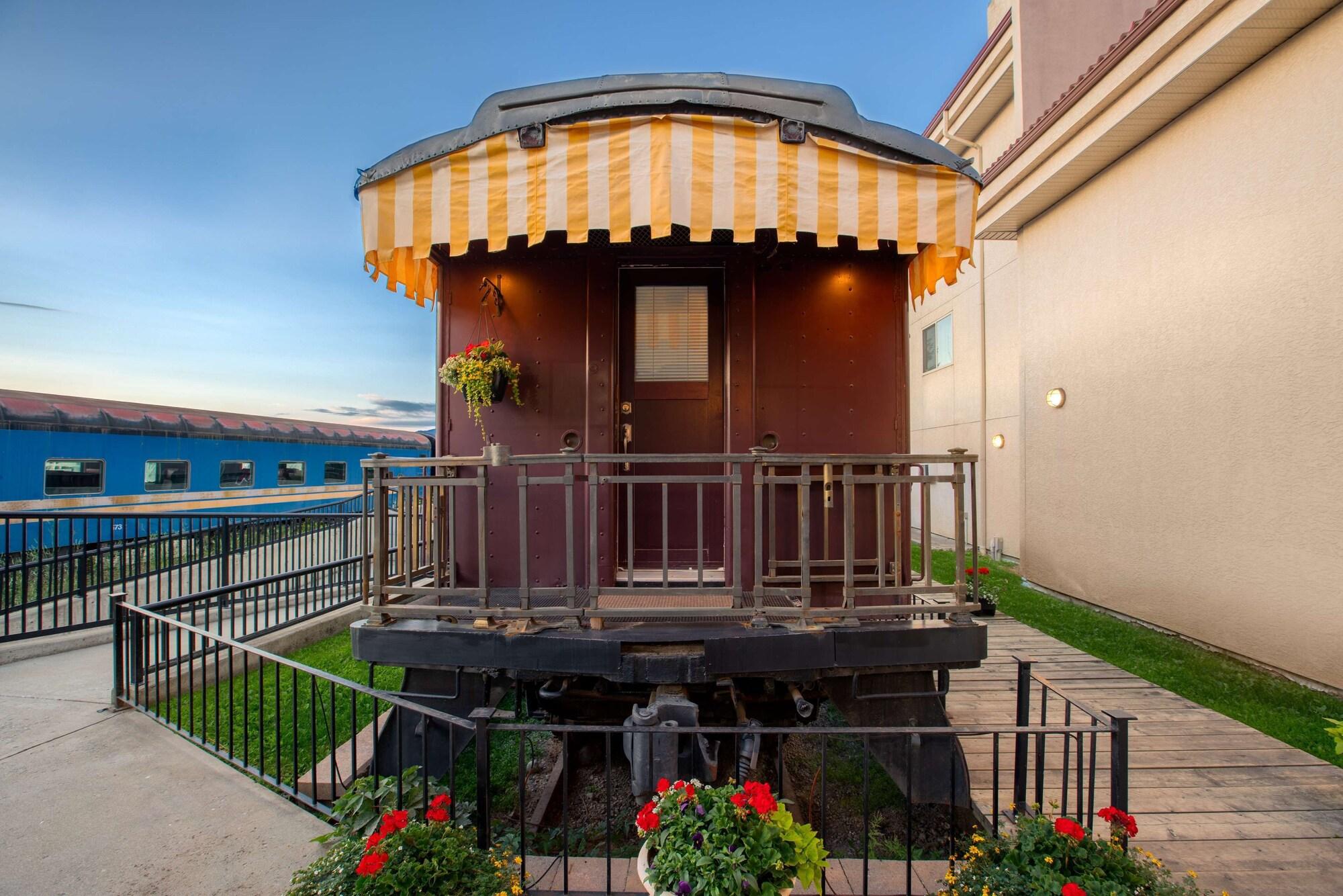Prestige Rocky Mountain Resort Best Western Premier Collection Cranbrook Exterior foto